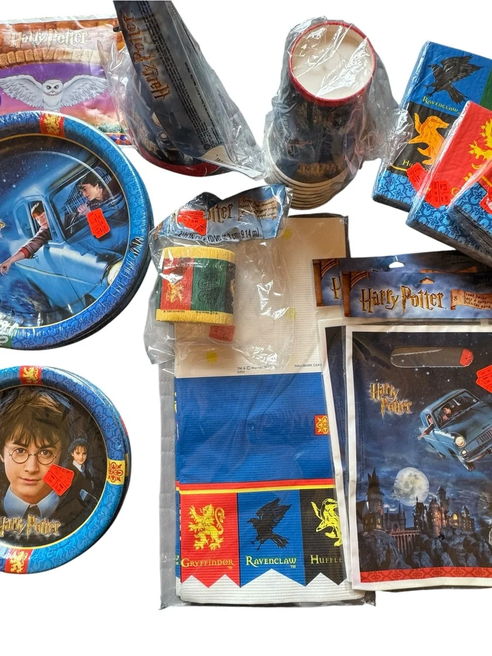 Harry Potter Party Supplies Set - Extra Large Lot for 16 kids - Picture 7 of 11